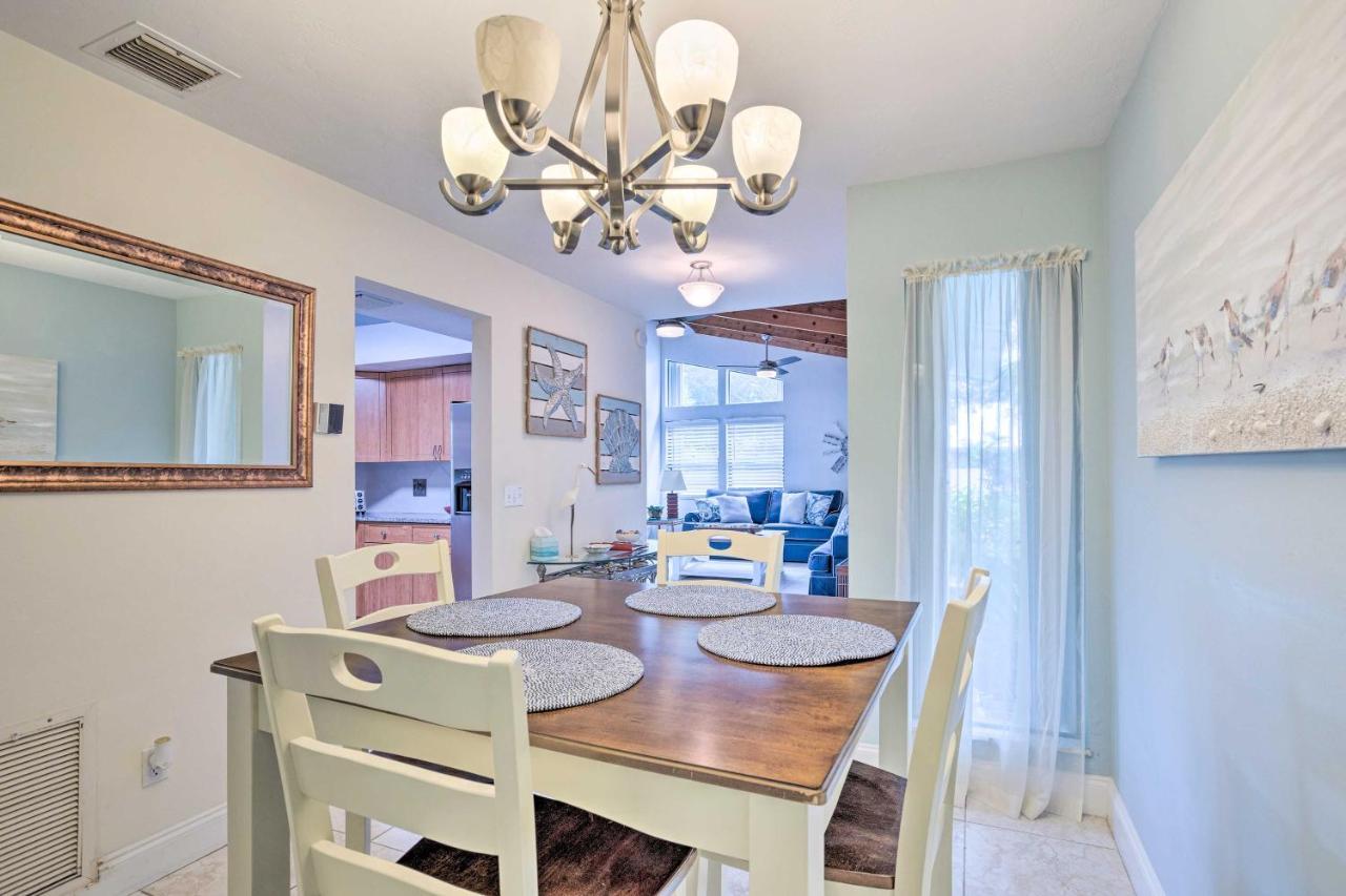 Jensen Beach Home With Pool Access Less Than 1 Mi To Beach! エクステリア 写真