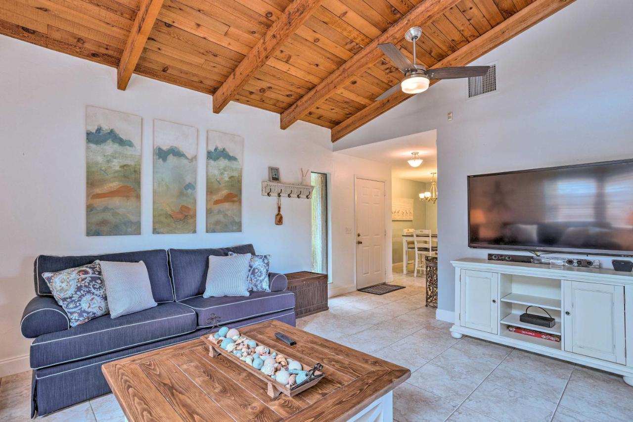Jensen Beach Home With Pool Access Less Than 1 Mi To Beach! エクステリア 写真